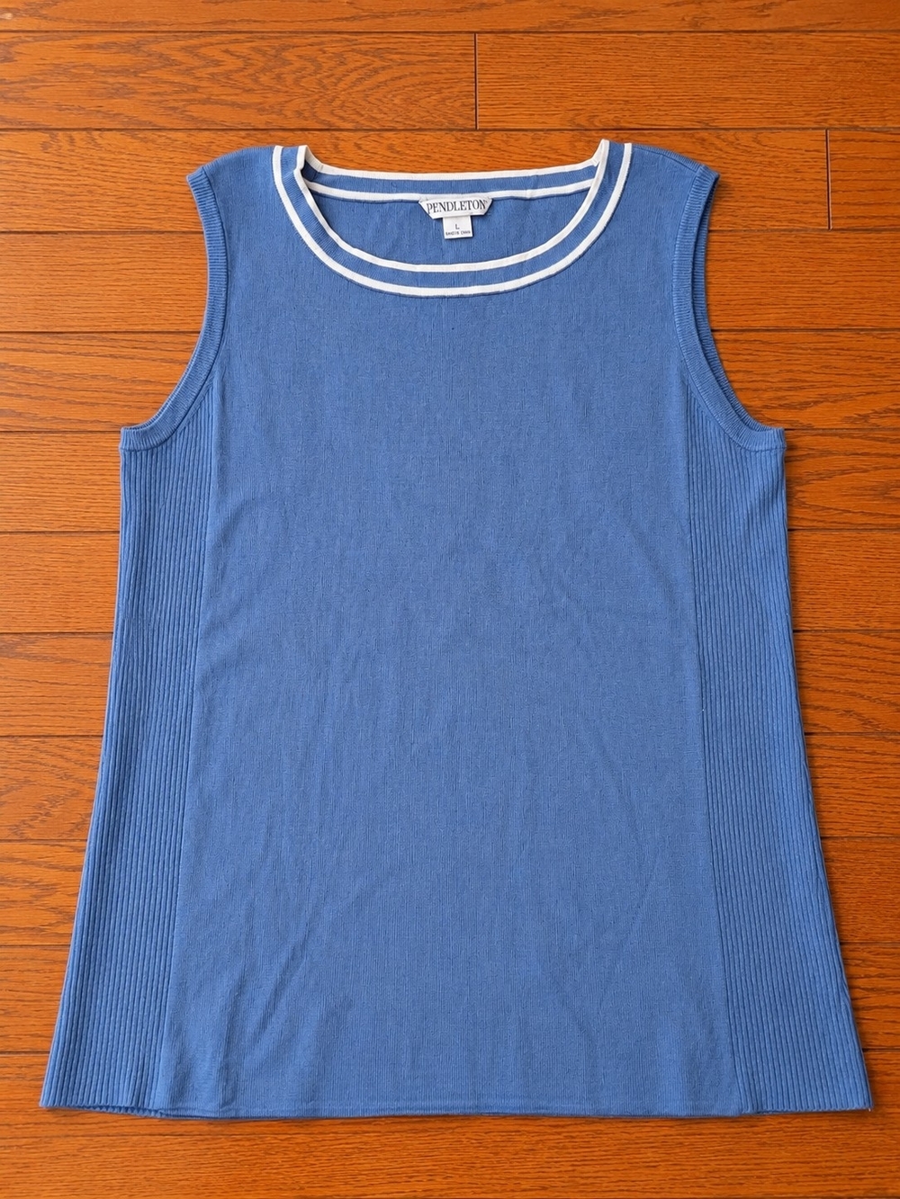 Pendleton Top Womens Large Blue White Sleeveless Silk Nylon Blend Stretch